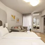 Arsenal Lofts 아파트 *